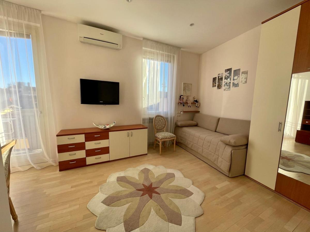 Central Loft Варезе Екстер'єр фото