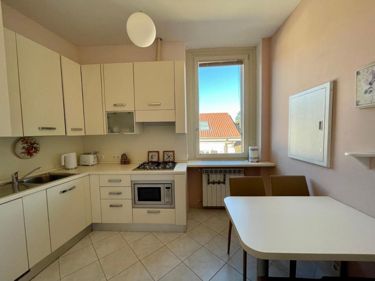 Central Loft Варезе Екстер'єр фото