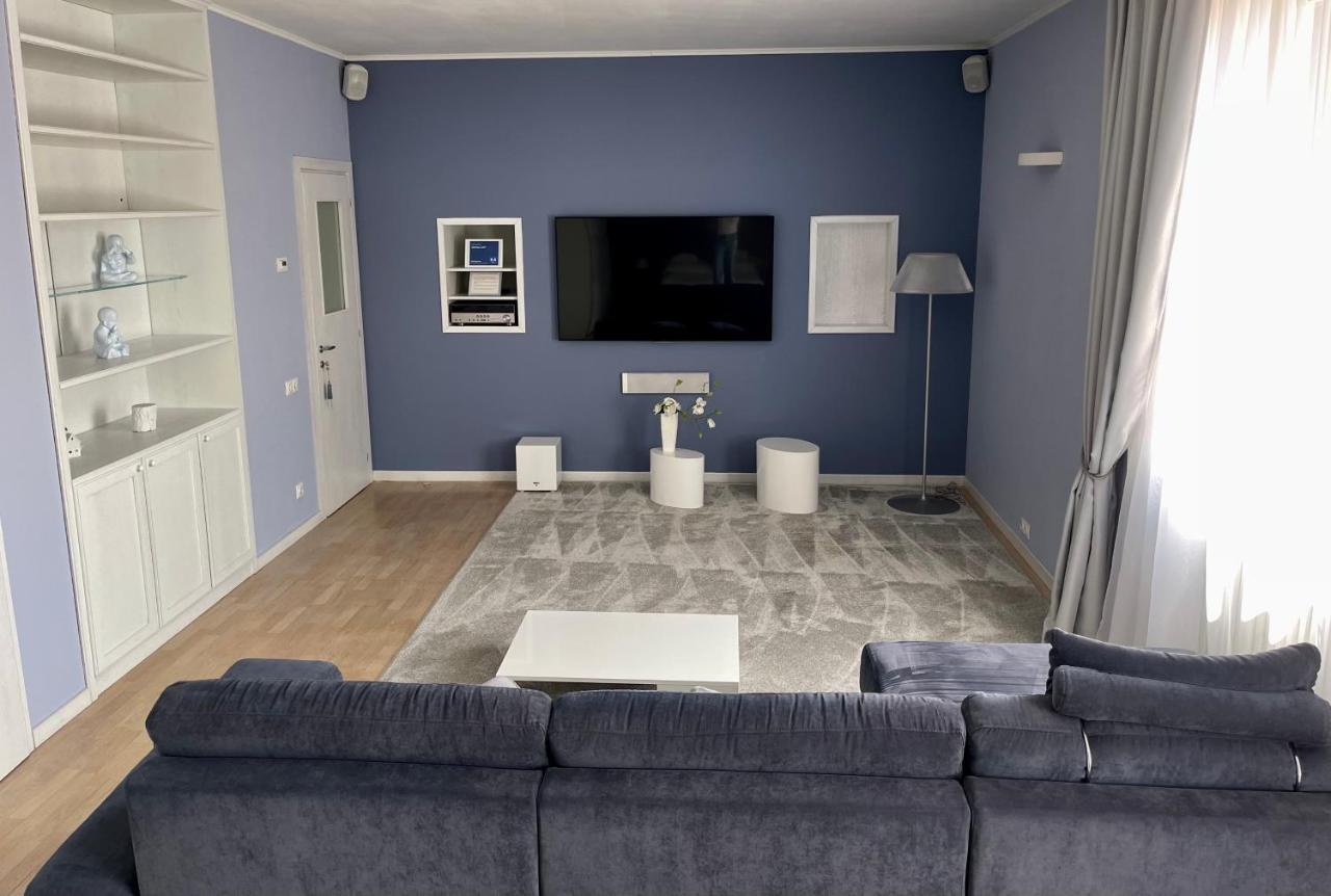 Central Loft Варезе Екстер'єр фото